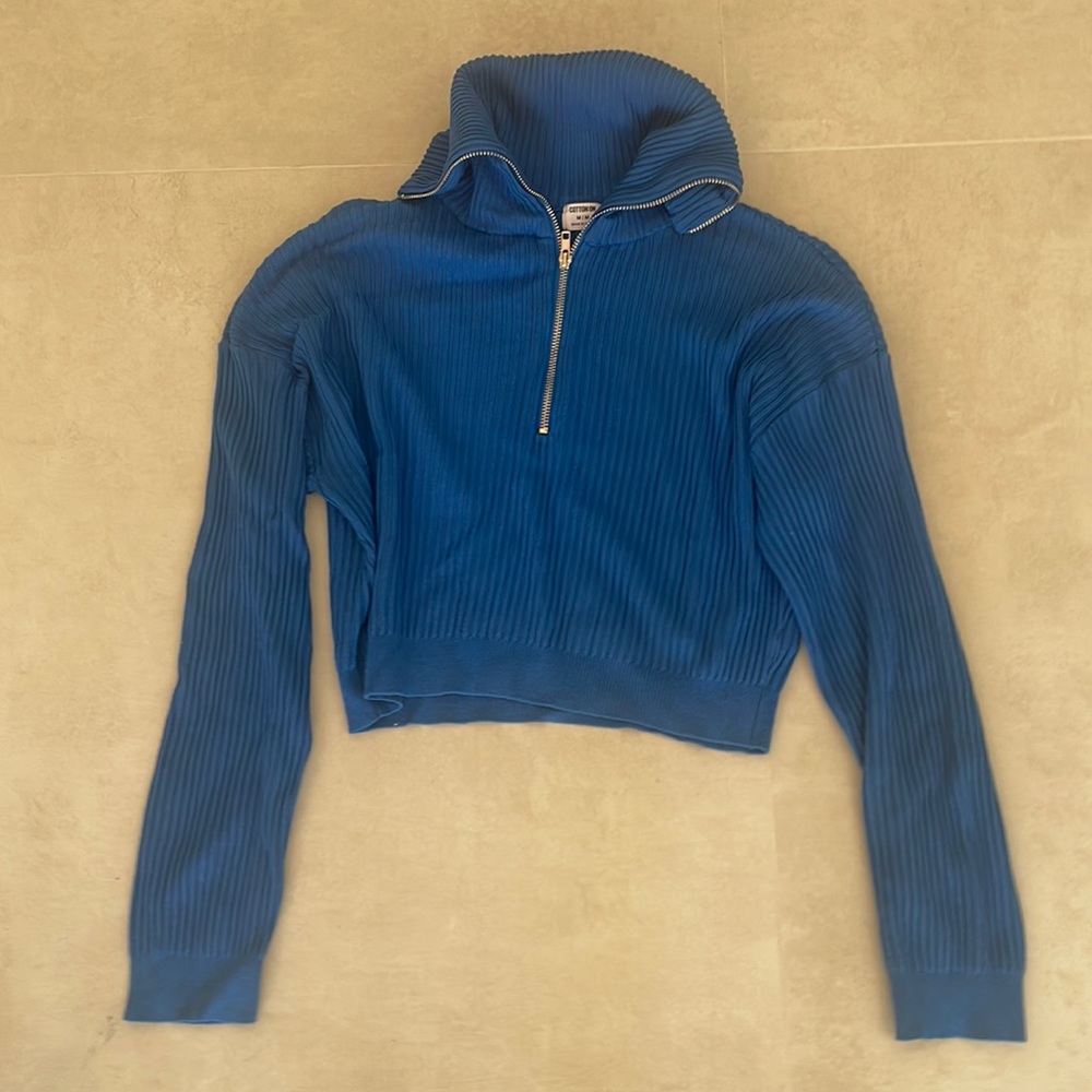 Cotton son, Women’s half zip cropped sweater, size medium, royal blue